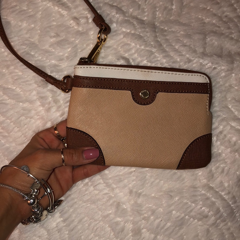 Never used wristlet!